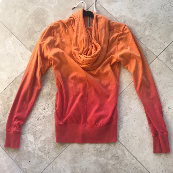 Women’s Nike ombré zip hoodie - Picture 2 of 3